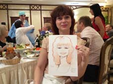 шарж счастливой
женщины на новогоднем корпоративе