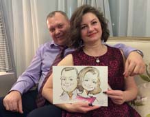 Дмитрий и Татьяна позируют мастеру, шаржист Мишель, шаржист Михаил Шабалин