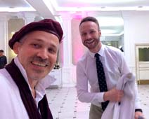 Михаил Шабалин,Минск,рисую в ресторане Park Hall с Астровляном